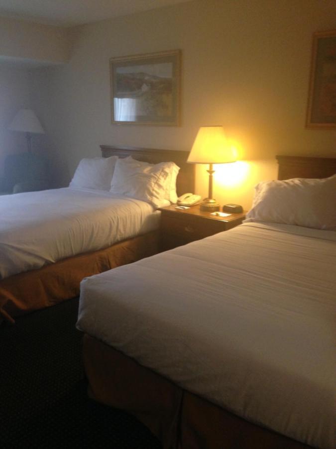 Holiday Inn Express Mount Pleasant- Scottdale By Ihg Phòng bức ảnh