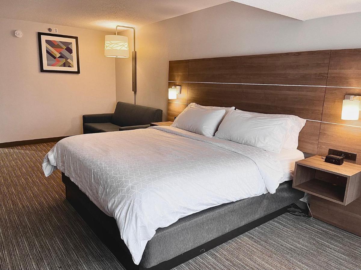Holiday Inn Express Mount Pleasant- Scottdale By Ihg Ngoại thất bức ảnh