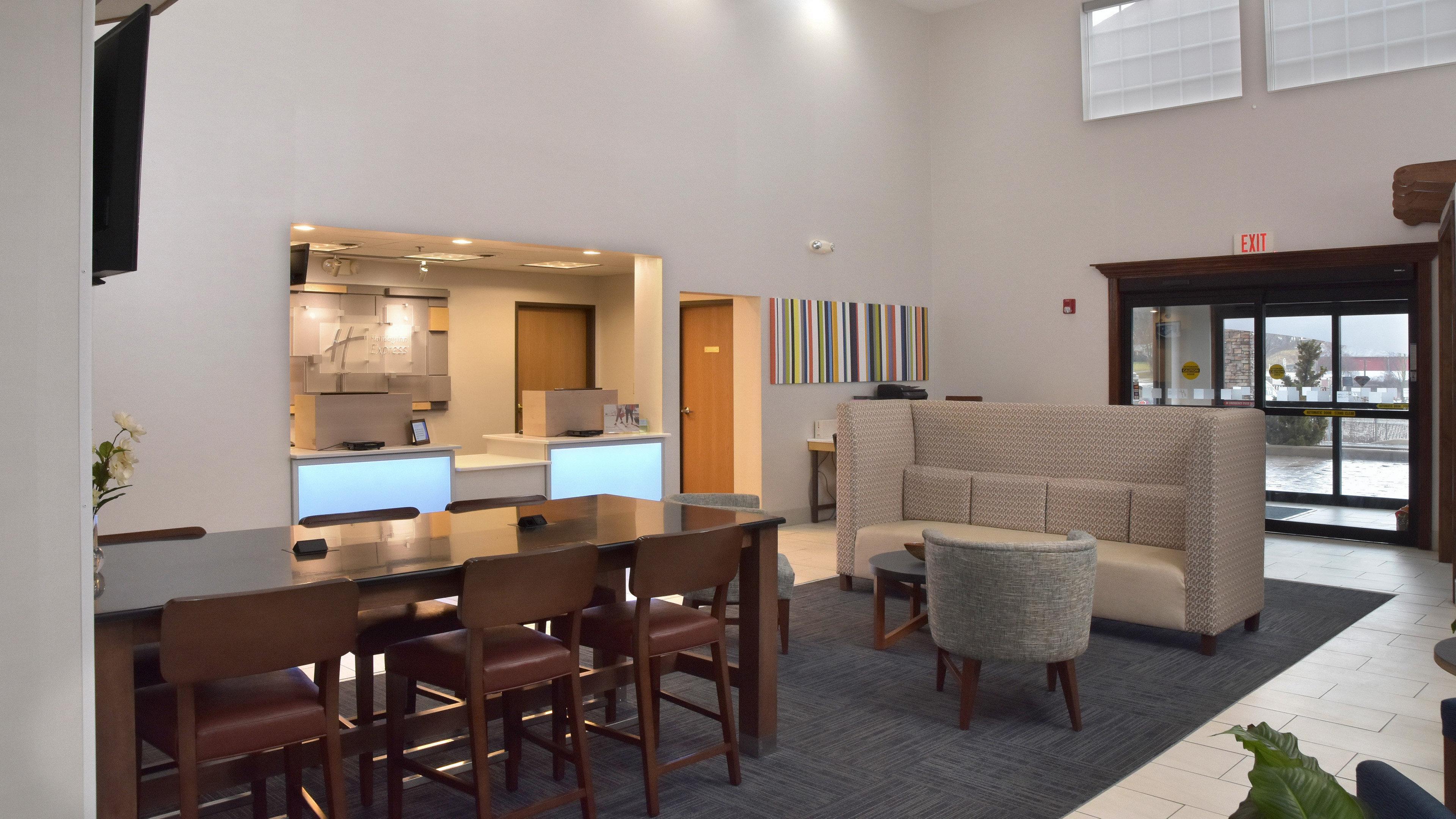 Holiday Inn Express Mount Pleasant- Scottdale By Ihg Ngoại thất bức ảnh