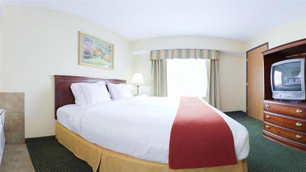 Holiday Inn Express Mount Pleasant- Scottdale, An Ihg Hotel Ngoại thất bức ảnh
