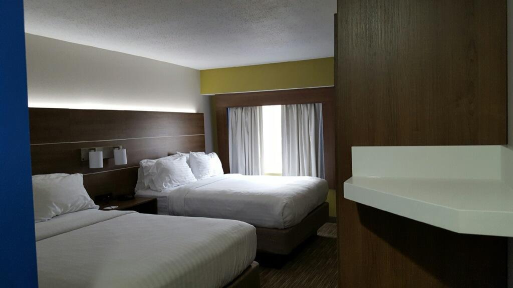 Holiday Inn Express Mount Pleasant- Scottdale By Ihg Ngoại thất bức ảnh
